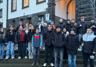 Die Klasse 8G vor Gericht in Wetzlar - Ein Erlebnisbericht über die GL Exkursion von Charlotte C.